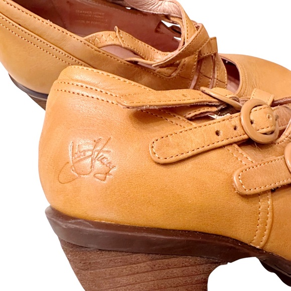 John Fluevog Luxon Multi-Strap Mary Janes Yellow size 8 - Picture 5 of 12